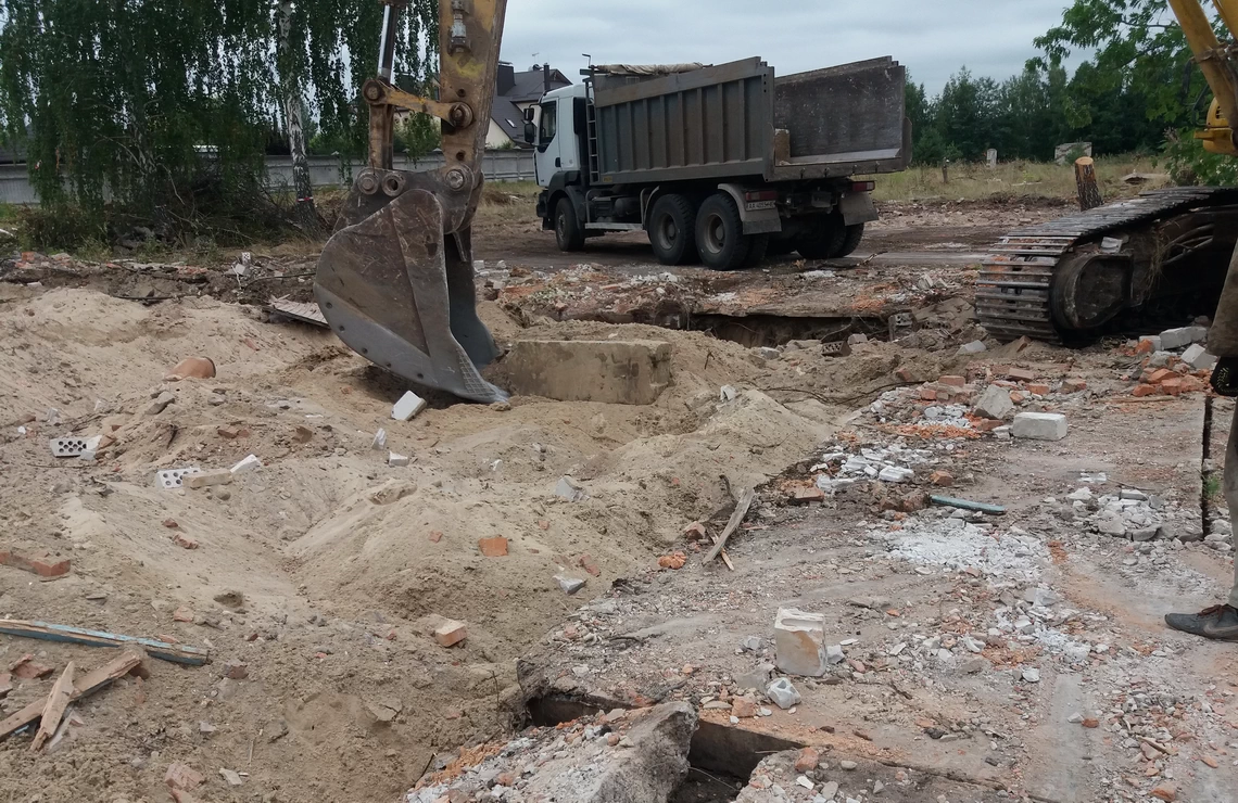 ТОВ «Автогран» - Демонтаж домов Вывоз мусора Санаторий Козин
